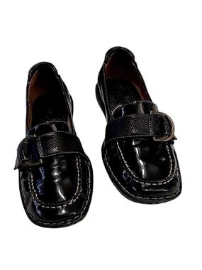 Born Womens Black Patent Leather Buckle Comfort Soles Slip On Loafers Sz 7